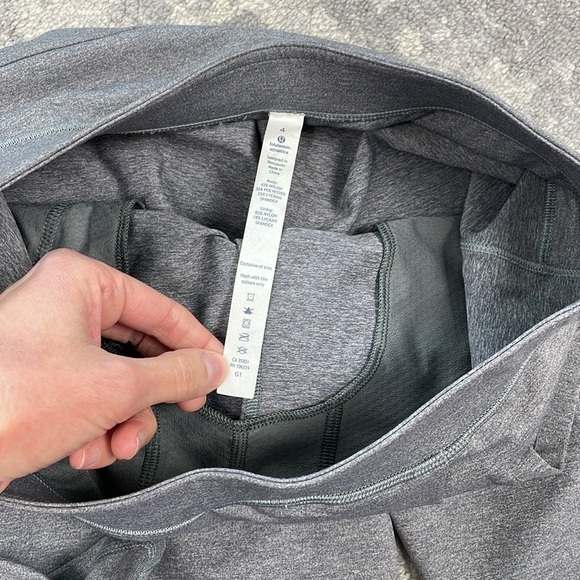 Lululemon Retreat Yogi Crop Pants Heathered Slate Gray Athletic Lounge Sz 4 - Picture 15 of 16